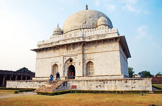 Mandu Educational Tour Package